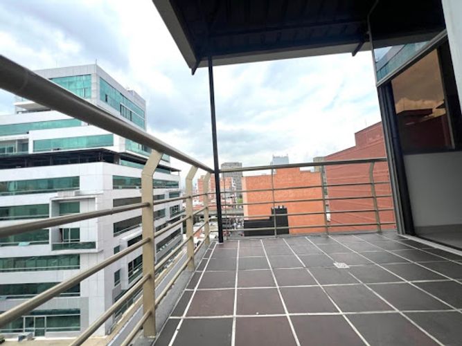 Bodega en venta en Villa Nueva, Medellín, 201 m² · foto 5 de 17
