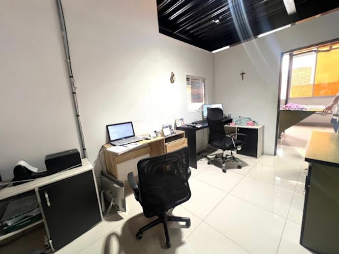 Bodega en venta en Villa Nueva, Medellín, 201 m² · foto 11 de 17