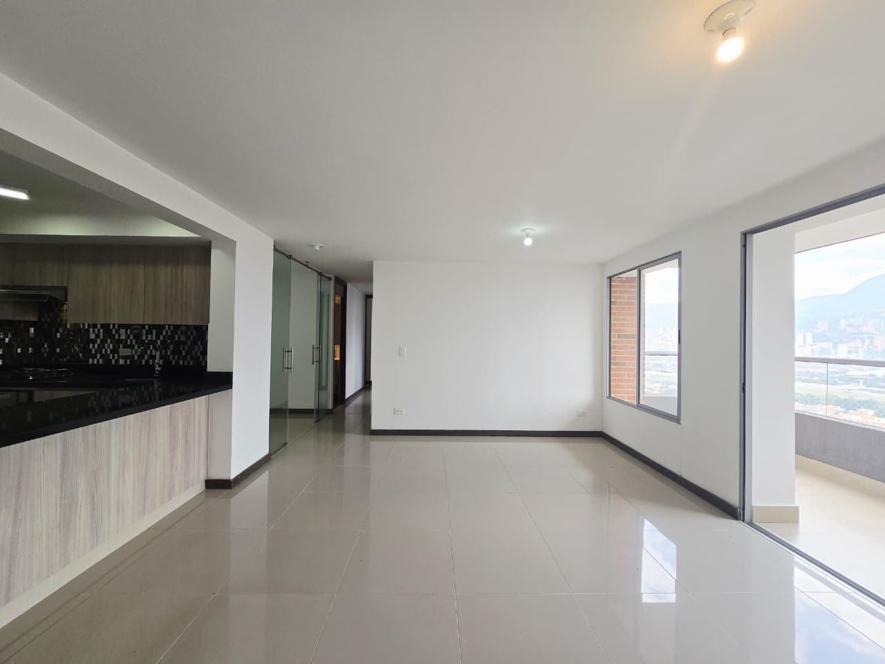 Apartamento en arriendo en Belén, Medellín · foto 6 de 19