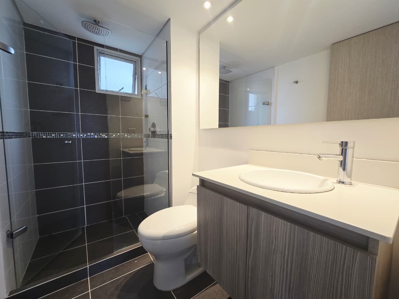 Apartamento en arriendo en Belén, Medellín · foto 17 de 19