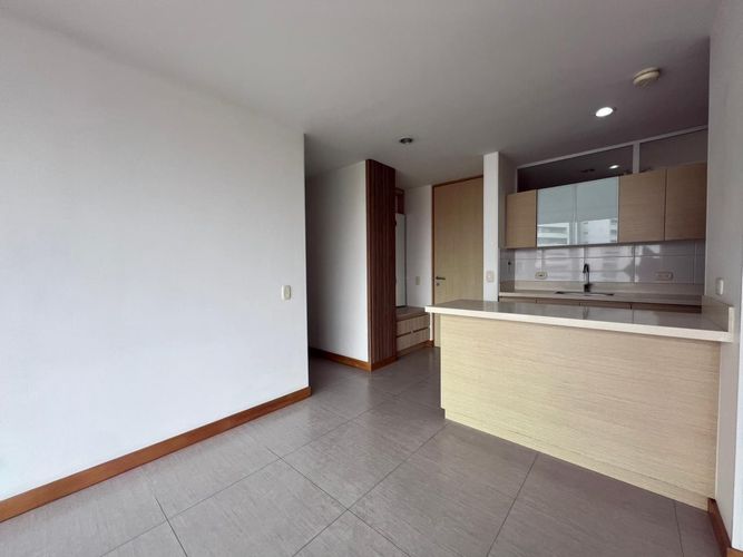 Apartamento de 2 alcobas en arriendo en Loma Del Chocho, Envigado, 80 m² · foto 6 de 17