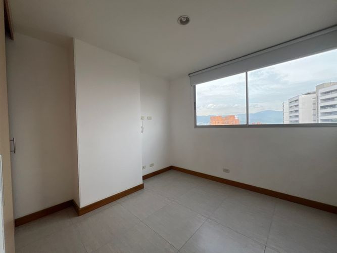 Apartamento de 2 alcobas en arriendo en Loma Del Chocho, Envigado, 80 m² · foto 7 de 17
