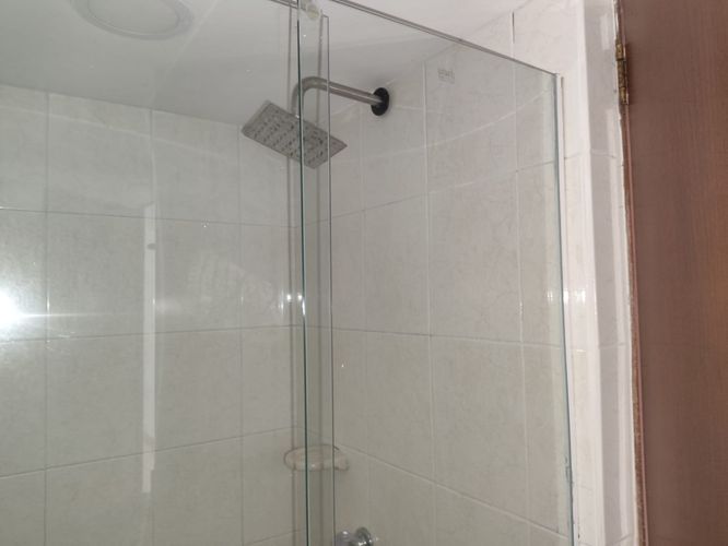 Apartamento de 3 alcobas en venta en Loma De Los Bernal, Medellín, 84 m² · foto 16 de 24