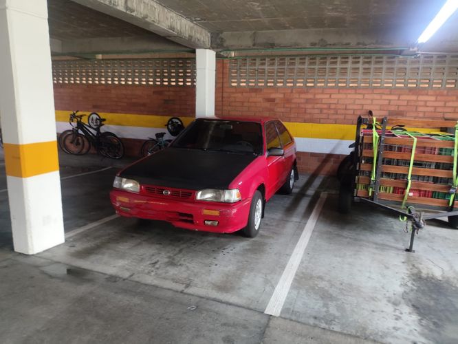 Apartamento de 3 alcobas en venta en Loma De Los Bernal, Medellín, 84 m² · foto 23 de 24