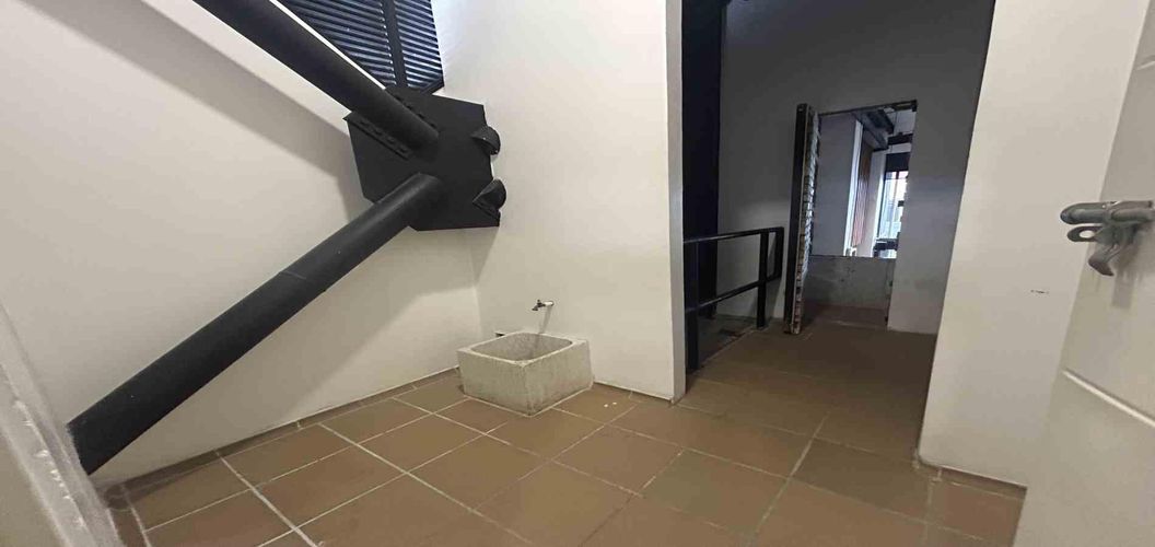 Local en arriendo en Cambulos, Pereira, 248 m² · foto 17 de 20