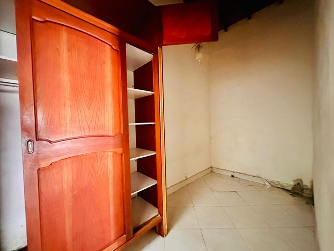 Casa de 3 alcobas en venta en U.D. Atanasio Girardot, Medellín, 94 m² · foto 7 de 14