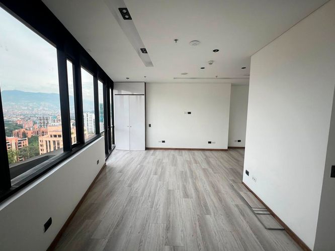 Oficina en arriendo en El Poblado, Medellín, 50 m² · foto 12 de 13