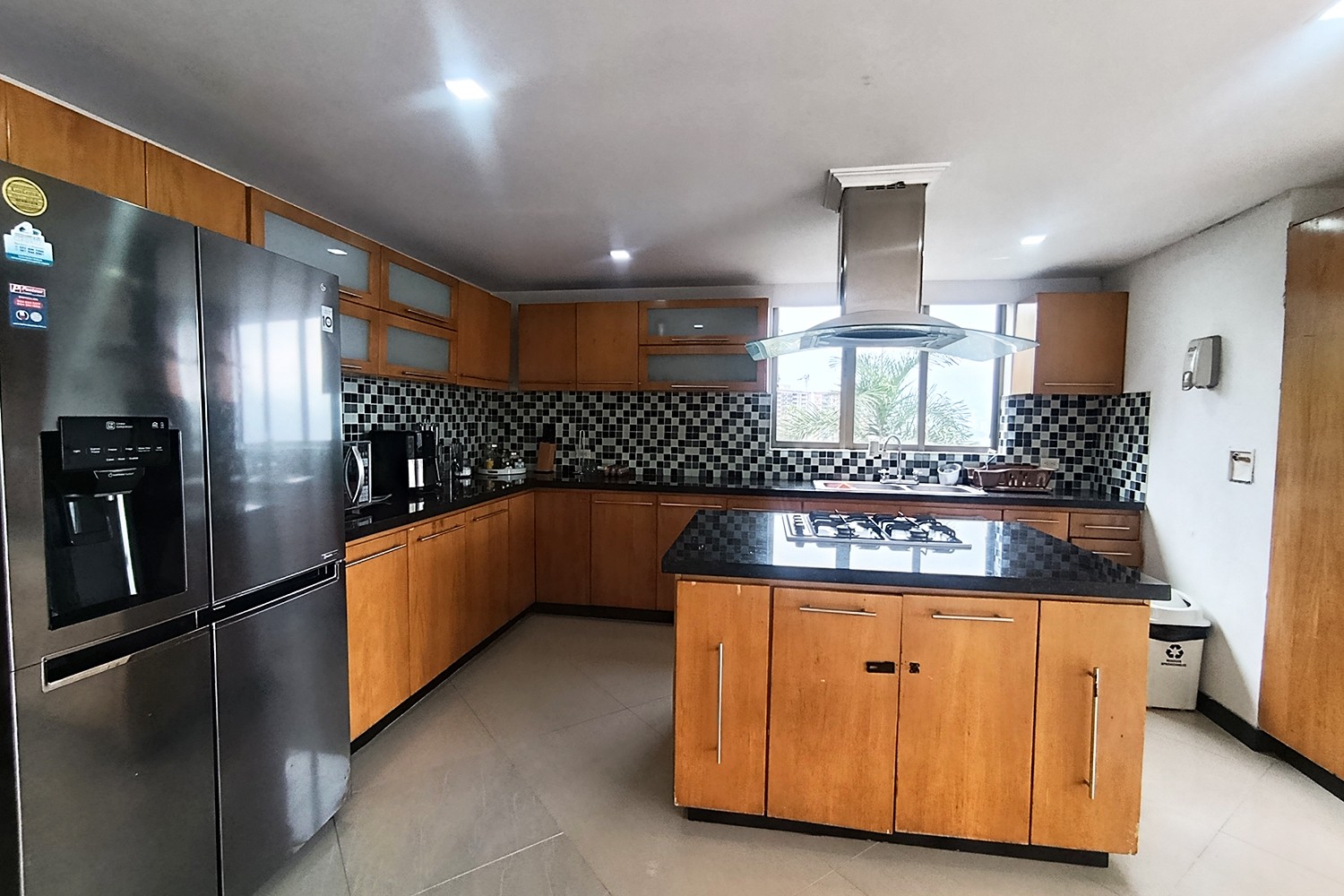 4BR House in Las Lomitas (500 m²) - 4