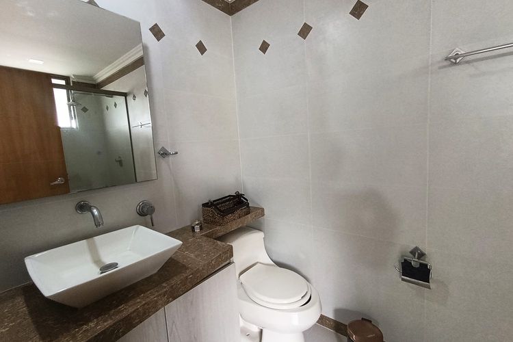 Casa de 4 alcobas en arriendo en Las Lomitas, Sabaneta, 500 m² · foto 16 de 24