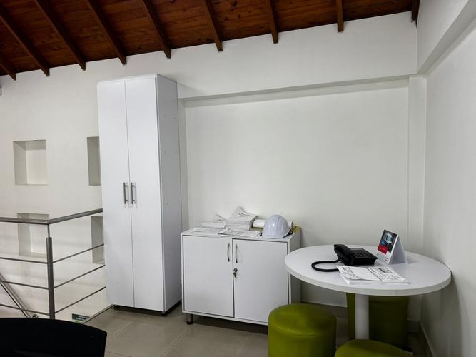 Oficina en venta en Las Vegas, Envigado, 1494 m² · foto 2 de 20