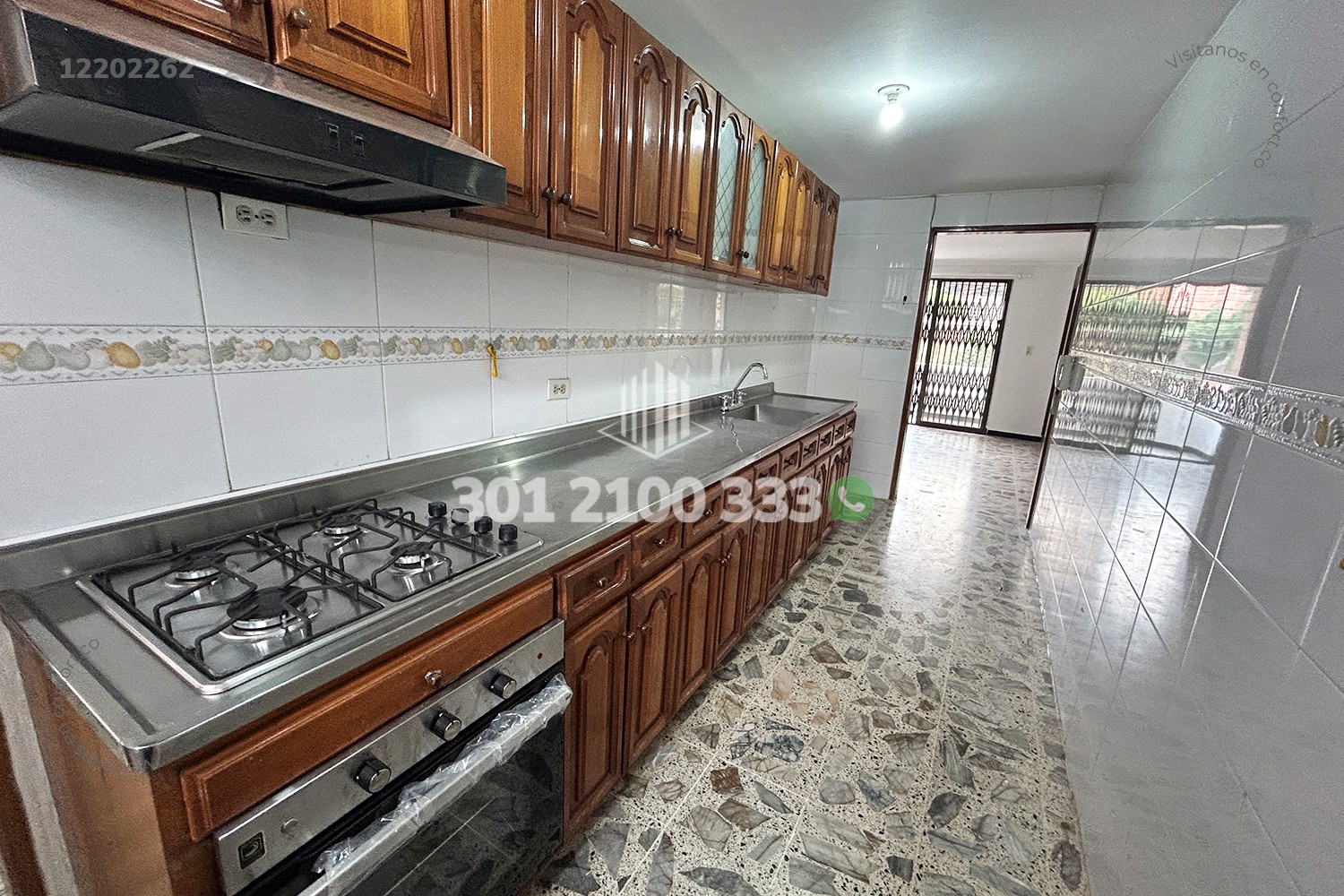 Apartamento en arriendo en La Orquidea, Envigado · foto 8 de 24