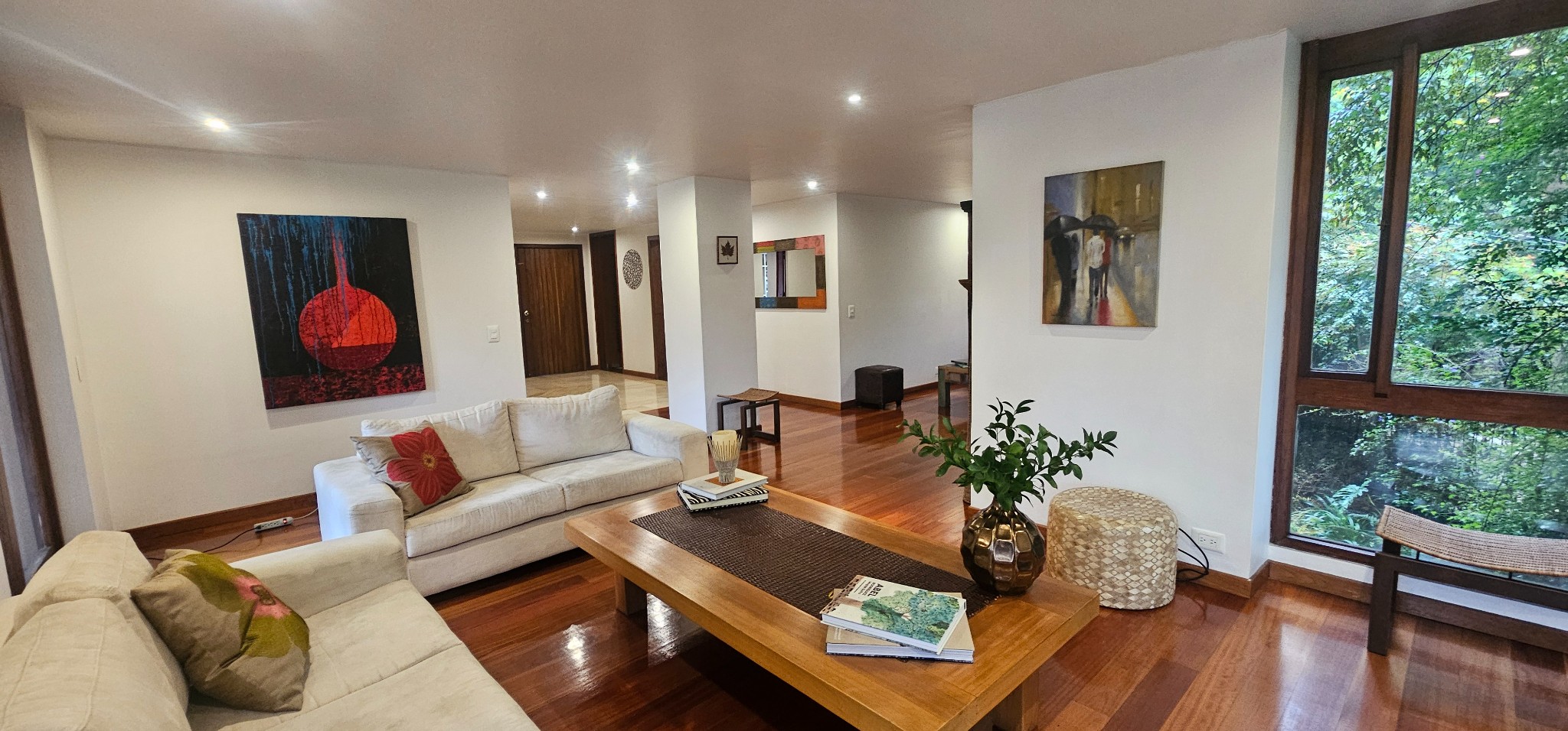 Apartamento en venta en Los Rosales, Bogotá · foto 3 de 17
