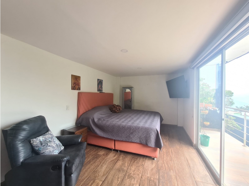 Casa de 8 alcobas en venta en Vallano, Sabaneta, 456 m² · foto 19 de 24