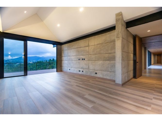 Casa de 4 alcobas en venta en Don Diego, El Retiro, 555 m² · foto 13 de 20