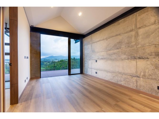 Casa de 4 alcobas en venta en Don Diego, El Retiro, 555 m² · foto 14 de 20