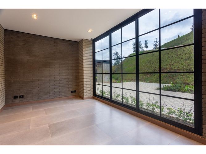 Casa de 4 alcobas en venta en Don Diego, El Retiro, 555 m² · foto 18 de 20