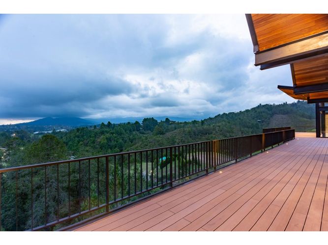 Casa de 4 alcobas en venta en Don Diego, El Retiro, 555 m² · foto 19 de 20