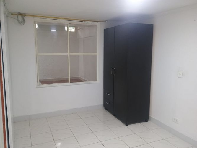 Casa de 4 alcobas en venta en La Española, Bogotá, 308 m² · foto 5 de 19