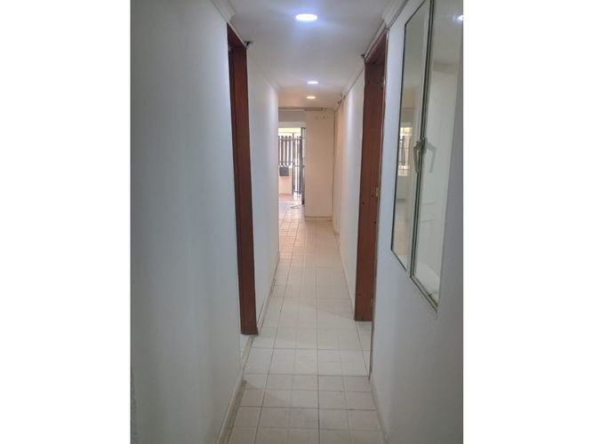 Casa de 4 alcobas en venta en La Española, Bogotá, 308 m² · foto 9 de 19