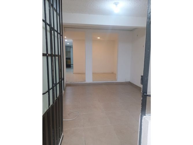 Casa de 4 alcobas en venta en La Española, Bogotá, 308 m² · foto 17 de 19