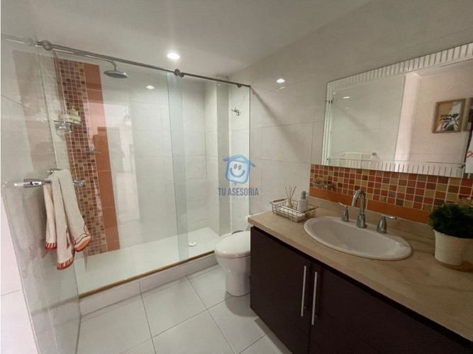 Casa de 5 alcobas en venta en Los Angeles, Pereira, 310 m² · foto 8 de 15