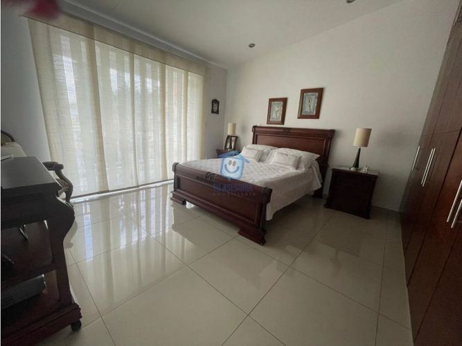 Casa de 5 alcobas en venta en Los Angeles, Pereira, 310 m² · foto 13 de 15