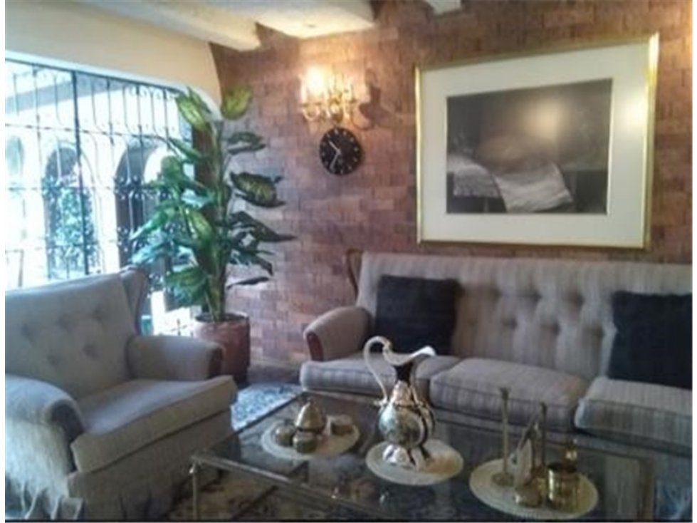 Casa en venta en Pontevedra, Bogotá · foto 5 de 13