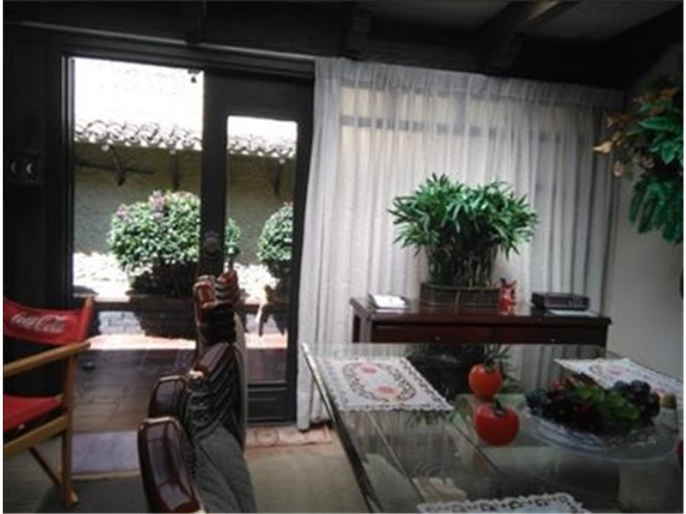 Casa en venta en Pontevedra, Bogotá · foto 11 de 13