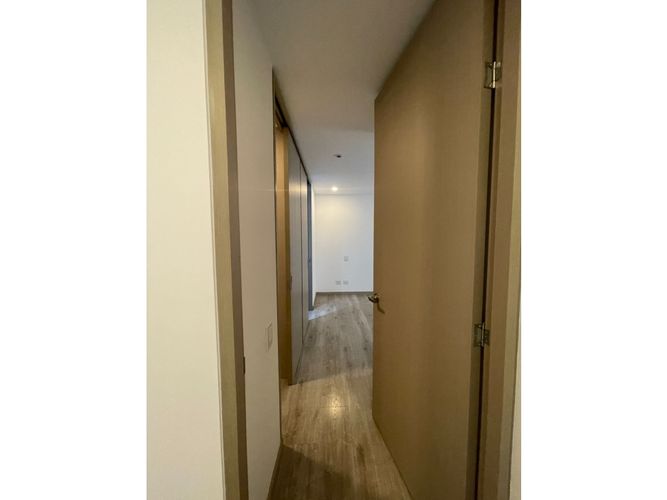 Apartamento de 3 alcobas en arriendo en Vía Las Palmas, Medellín, 100 m² · foto 17 de 24