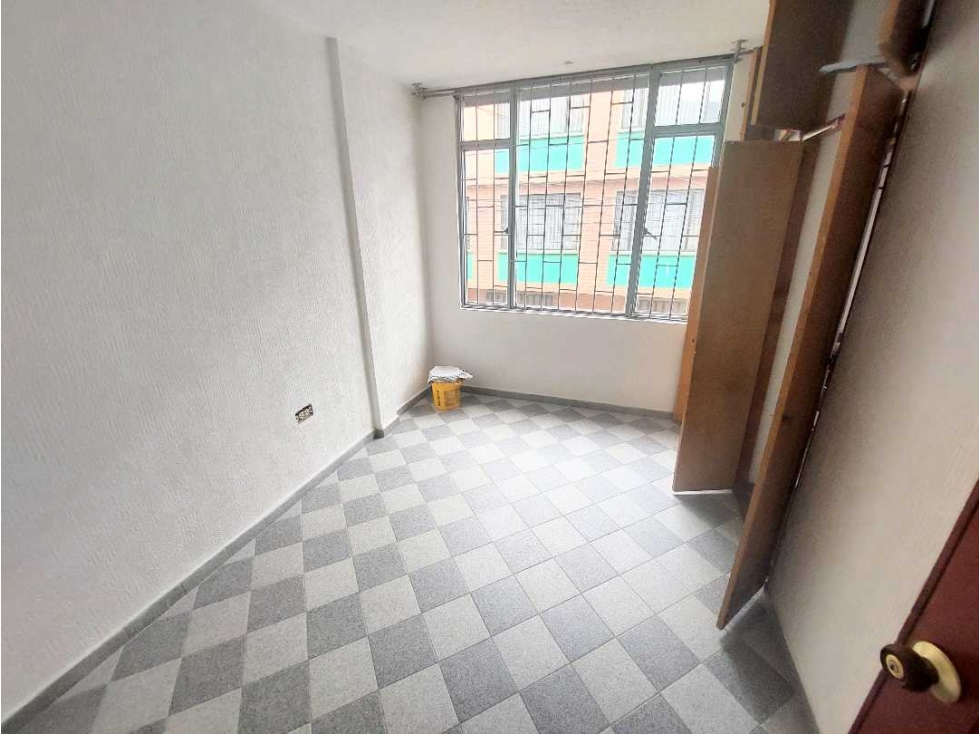 Casa en venta en Engativá, Bogotá · foto 13 de 24