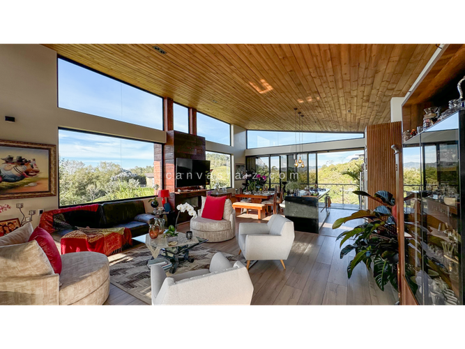 Casa de 4 alcobas en venta en Quirama, Rionegro, 278 m² · foto 2 de 19