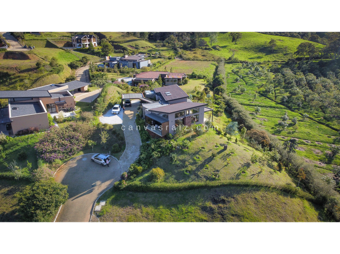 Casa de 4 alcobas en venta en Quirama, Rionegro, 278 m² · foto 18 de 19