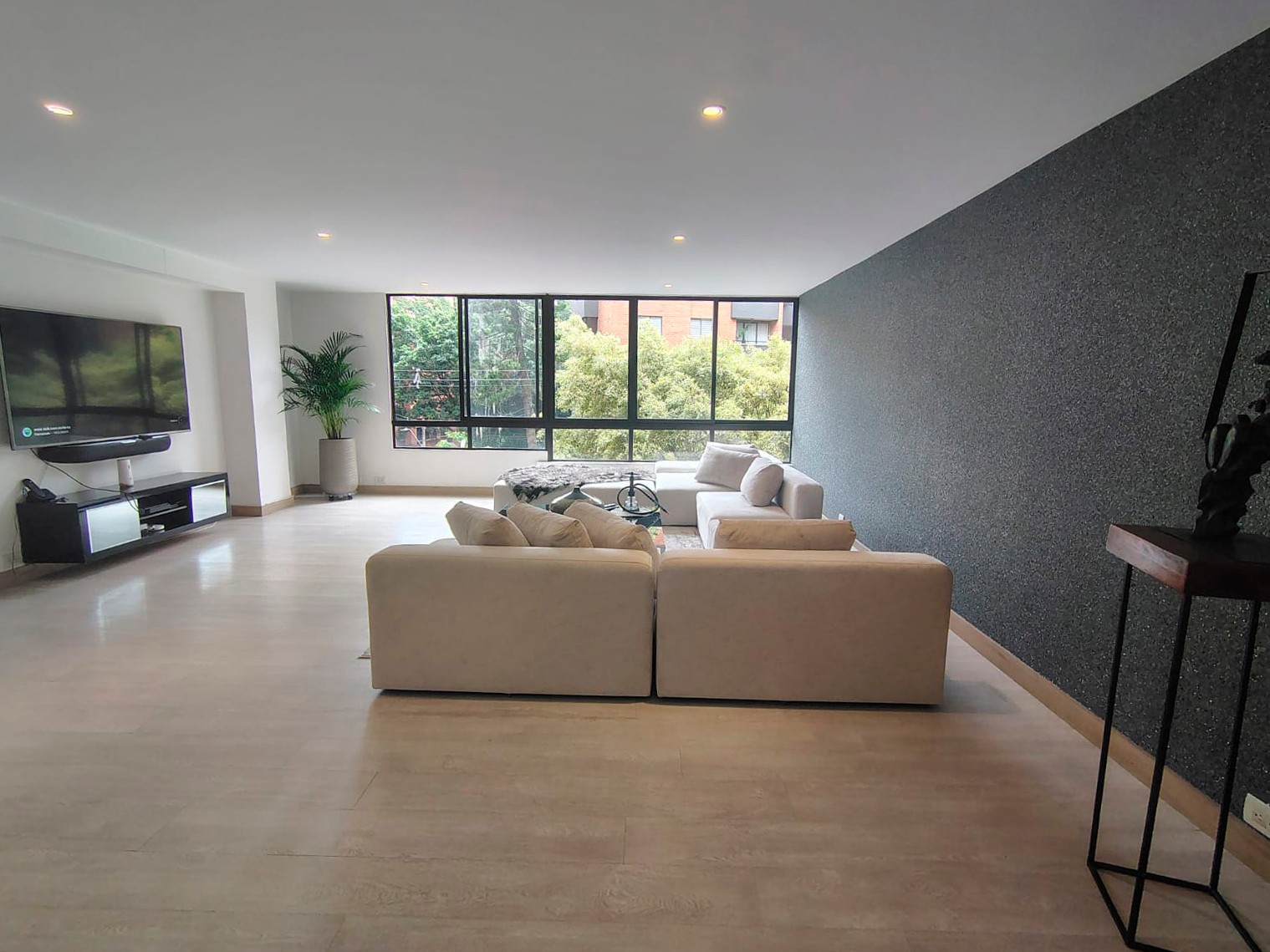 Apartamento en arriendo en El Poblado, Medellín · foto 4 de 20