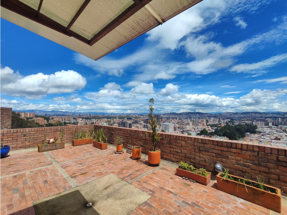 Casa en venta en Bosque De Pinos, Bogotá · foto 3 de 24