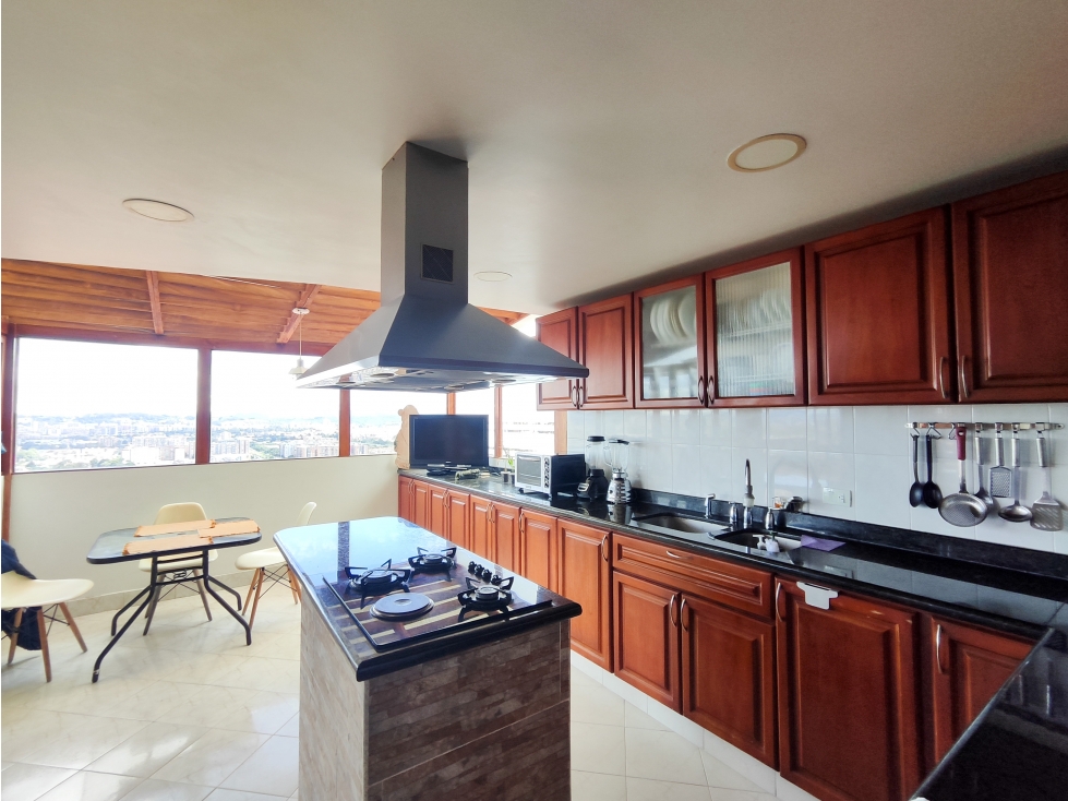 Casa en venta en Bosque De Pinos, Bogotá · foto 5 de 24