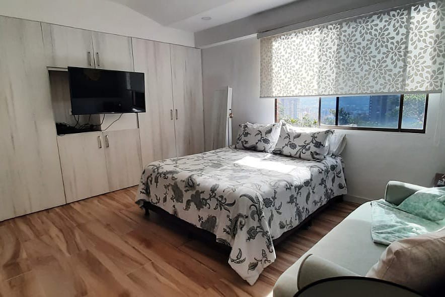 Apartamento en venta en El Poblado, Medellín · foto 9 de 13