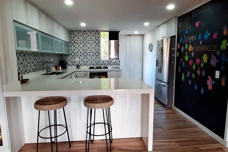 Apartamento en venta en El Poblado, Medellín · foto 5 de 13
