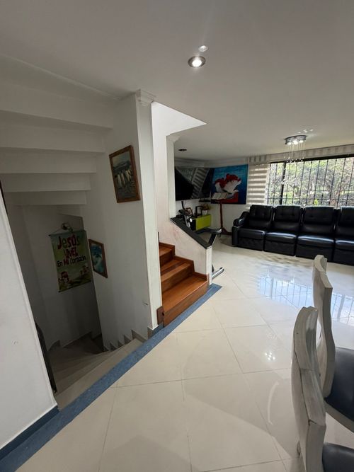 Casa de 4 alcobas en venta en Mallorca, Bogotá, 164 m² · foto 5 de 21