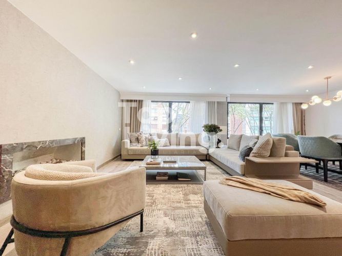 Apartamento de 2 alcobas en venta en Chicó Reservado, Bogotá, 170 m² · foto 4 de 22