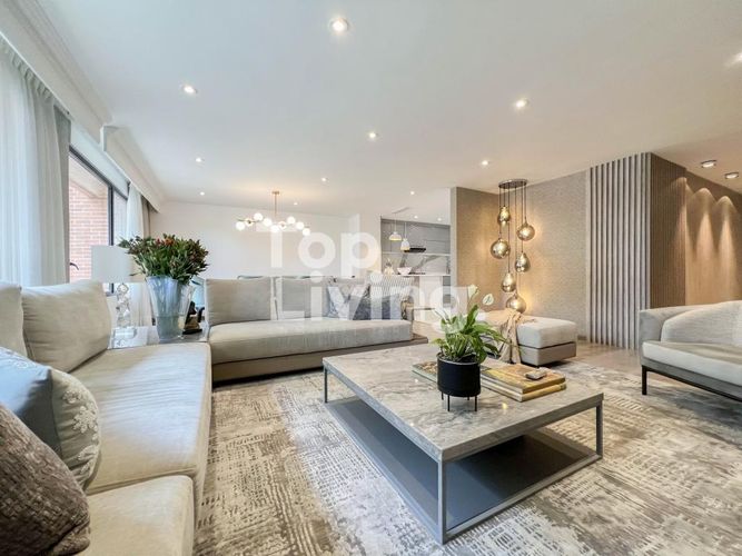 Apartamento de 2 alcobas en venta en Chicó Reservado, Bogotá, 170 m² · foto 5 de 22