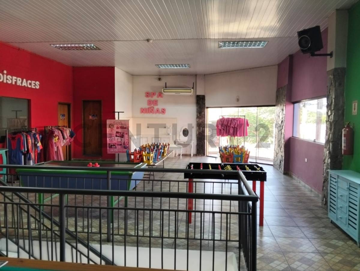 ALQUILO IMPECABLE SALON COMERCIAL — foto 3