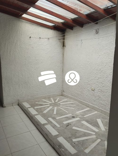 Casa de 3 alcobas en venta en Kennedy, Medellín, 109 m² · foto 11 de 13
