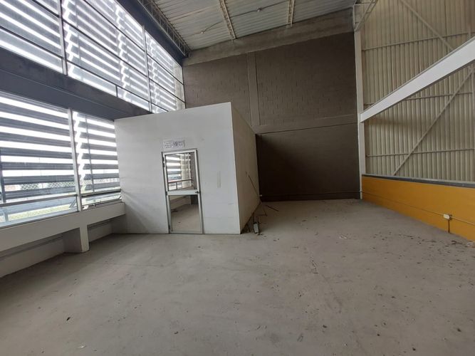 Bodega en arriendo en Parcelas, Cota, 1510 m² · foto 19 de 22