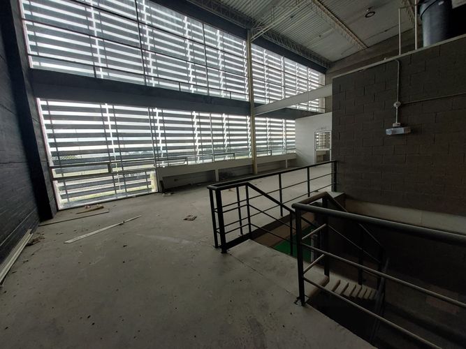 Bodega en arriendo en Parcelas, Cota, 1510 m² · foto 11 de 22