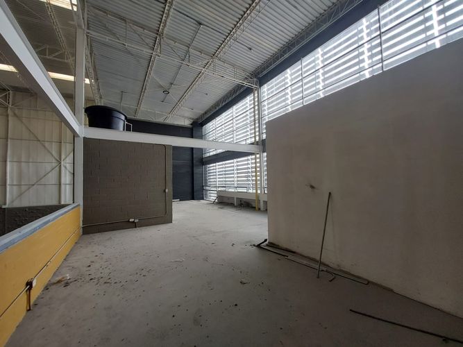 Bodega en arriendo en Parcelas, Cota, 1510 m² · foto 18 de 22