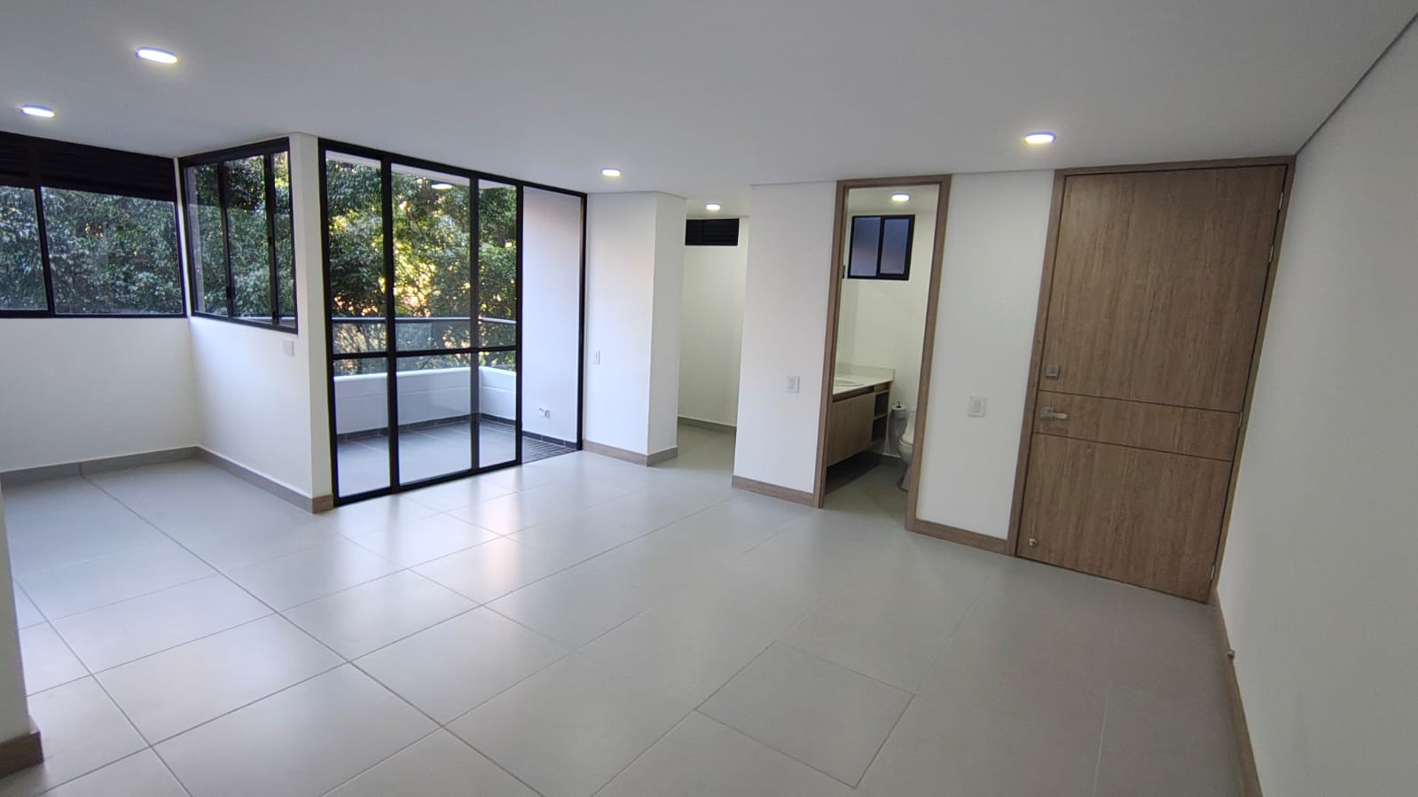 Apartamento en venta en Señorial, Envigado · foto 3 de 24