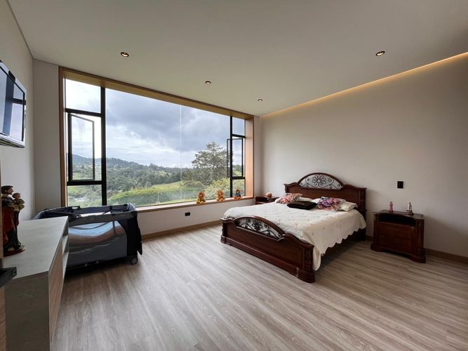 Casa de 4 alcobas en venta en Mesa, Envigado · foto 11 de 19