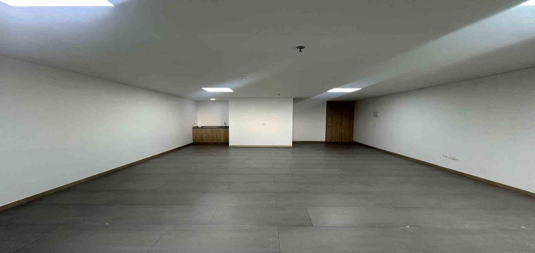 Oficina en arriendo en Los Alpes, Pereira, 53 m² · foto 2 de 11