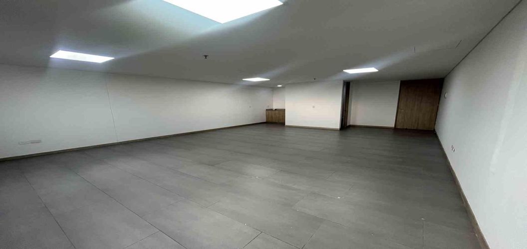 Oficina en arriendo en Los Alpes, Pereira, 53 m² · foto 3 de 11