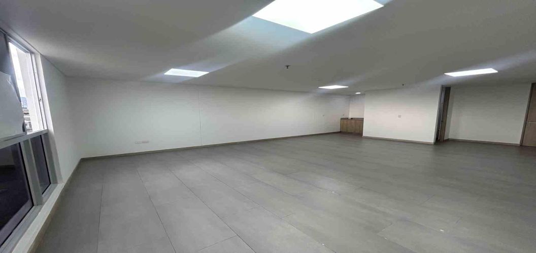 Oficina en arriendo en Los Alpes, Pereira, 53 m² · foto 6 de 11